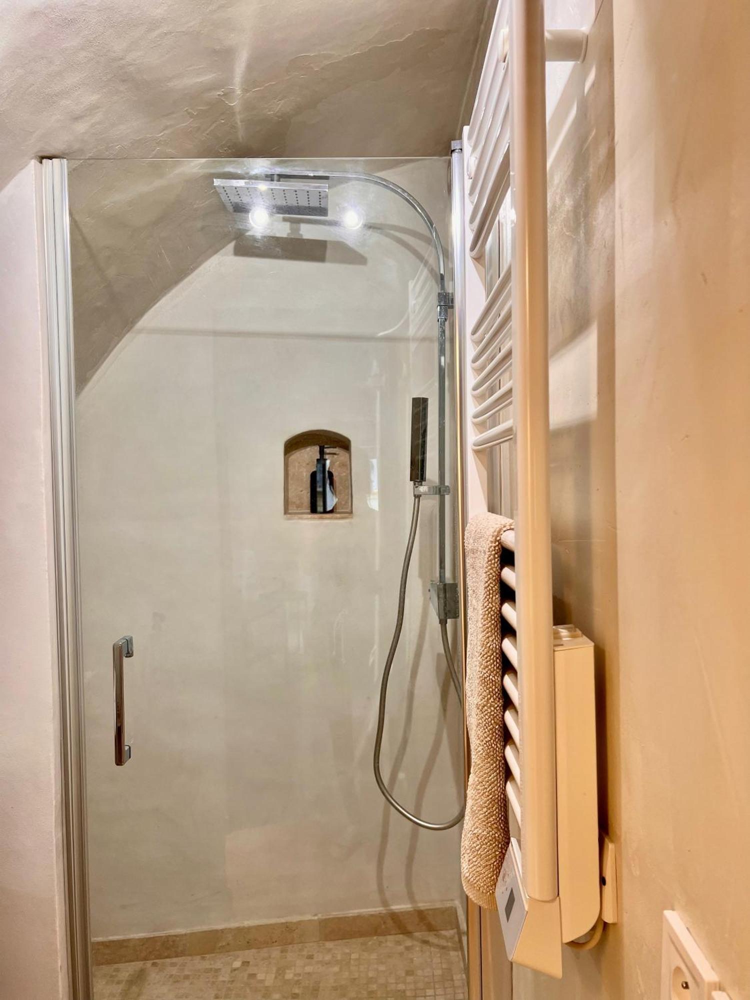 Coeur Du Luberon Apartment Лурмарен Екстериор снимка