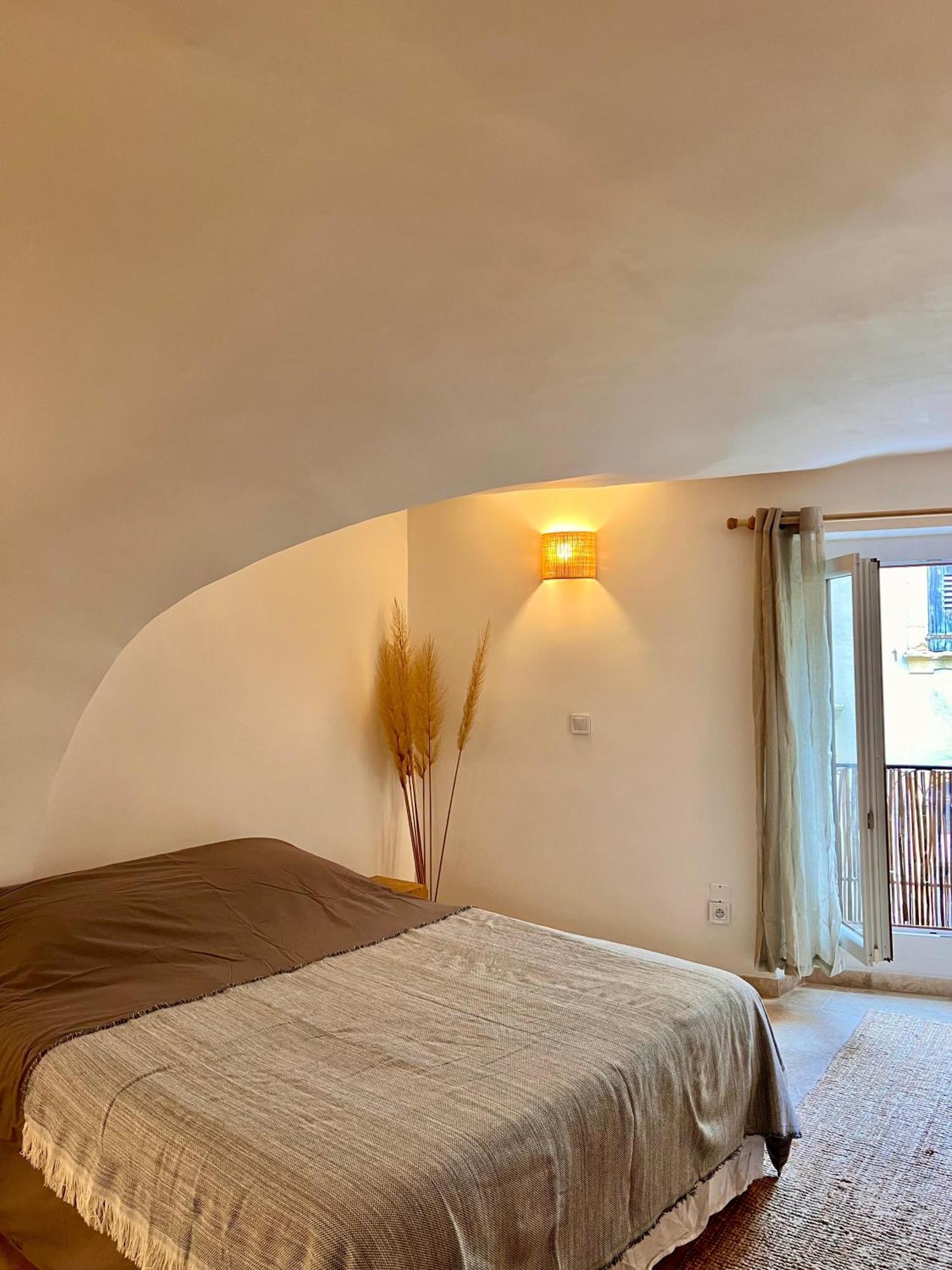 Coeur Du Luberon Apartment Лурмарен Екстериор снимка